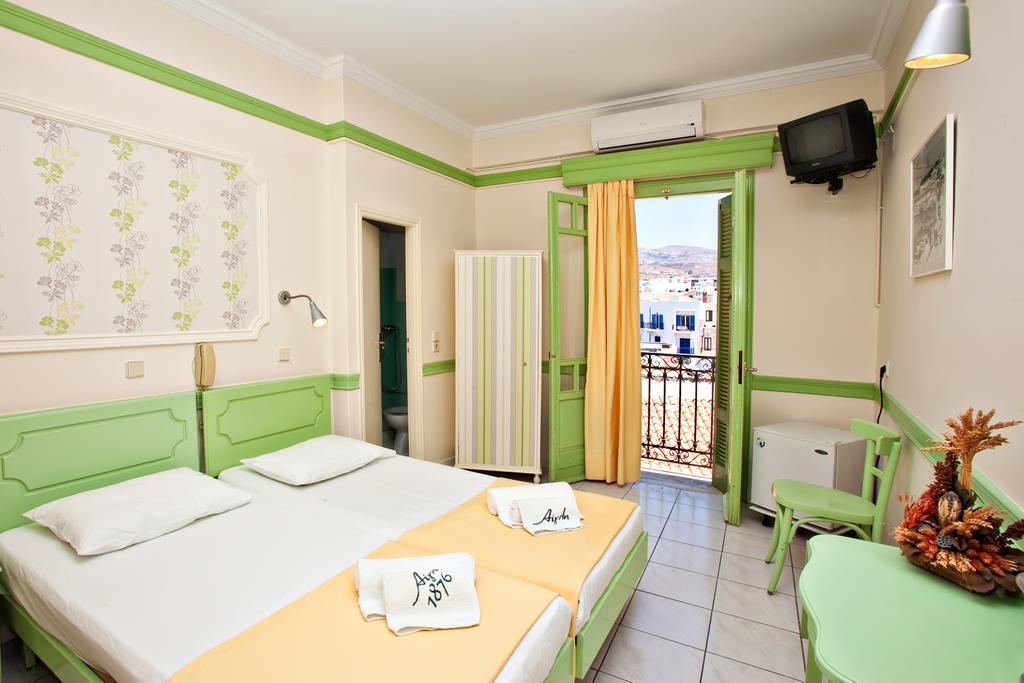 Aegli 1876 Hotel Tínos Cameră foto